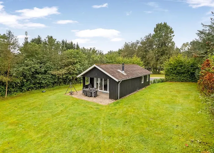 Holiday home Ilsebet - 30km From The Sea By Interhome